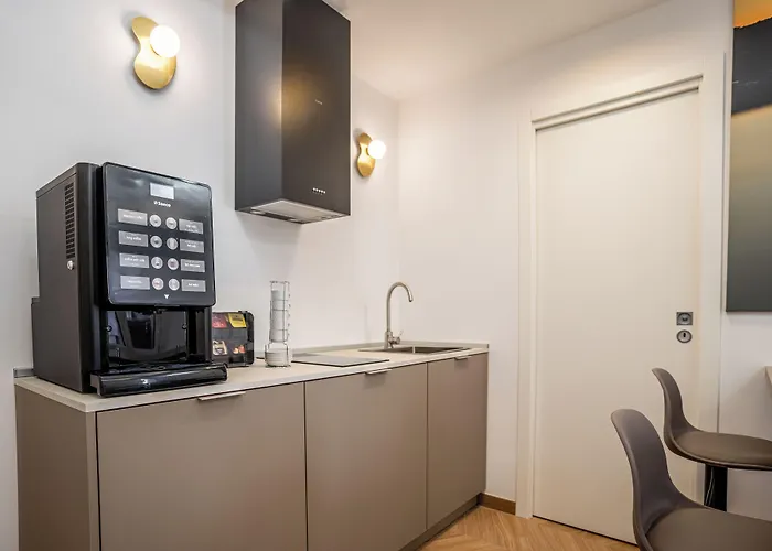 בית הארחה Fantini Rooms-monti 4*